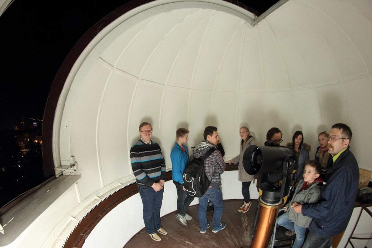 Zinātnieku nakts Astronomiskajā tornī, 2017. gads. LU Fotoarhīvs, Toma Grīnberga foto.