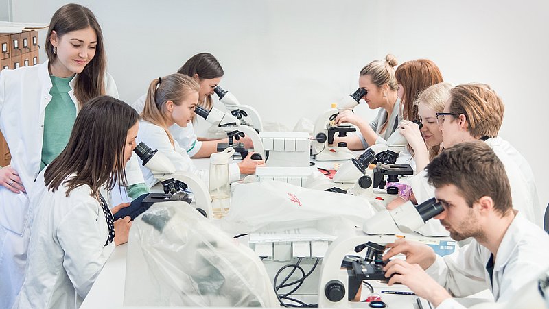 Pieslēdzies panākumiem - studē LU Medicīnas fakultātē!