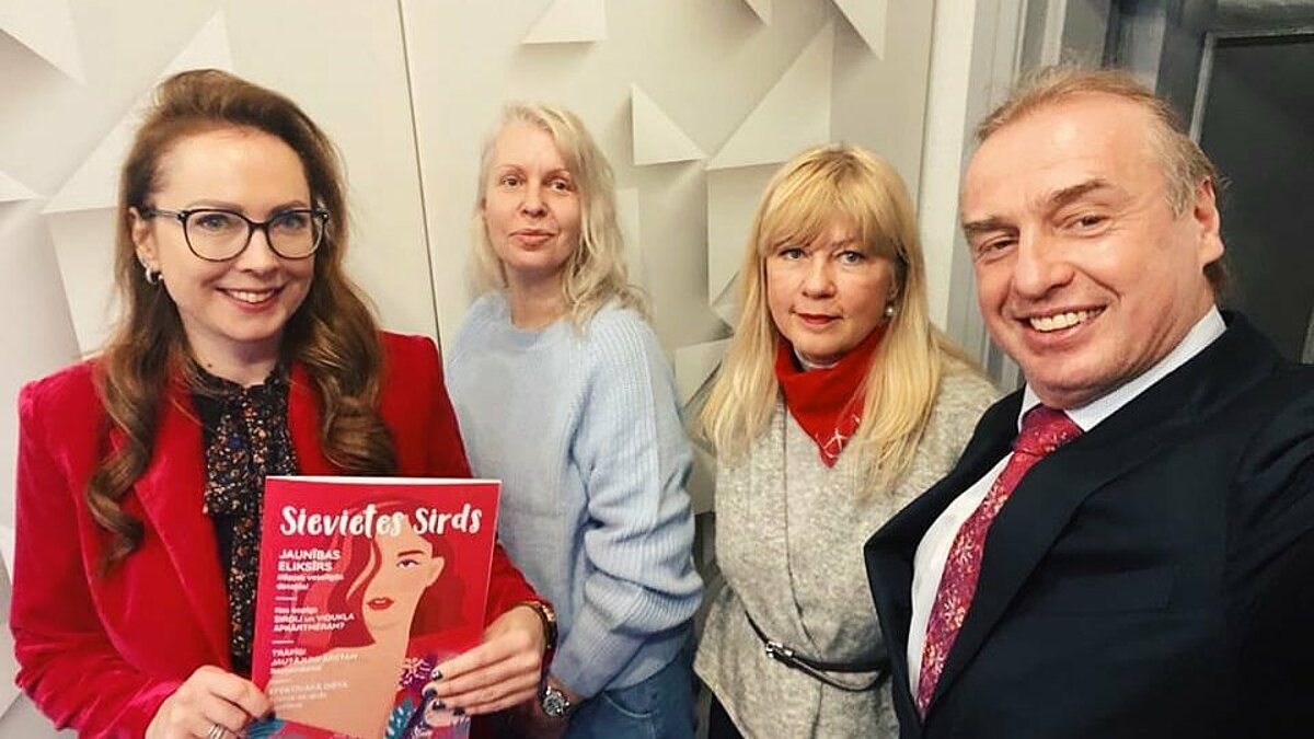 Attēlā (no kreisās): Inese Mauriņa, diskusijas vadītāja Kristiāna Lapiņa, asoc. prof. Iveta Mintāle, prof. Andrejs Ērglis. Foto no personīgā arhīva.