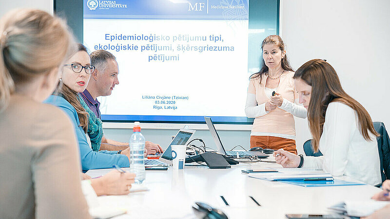 Pieredzē dalās epidemioloģijas un medicīniskās statistikas studenti: Latvijā un pasaulē pieprasītas zināšanas