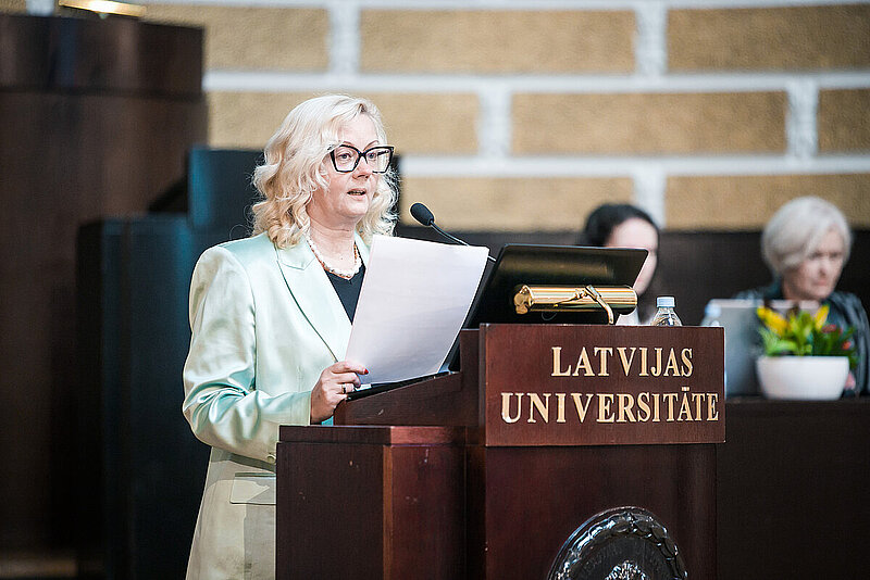 Prof. Zanda Rubene: Sapere aude – uzdrīksties zināt!