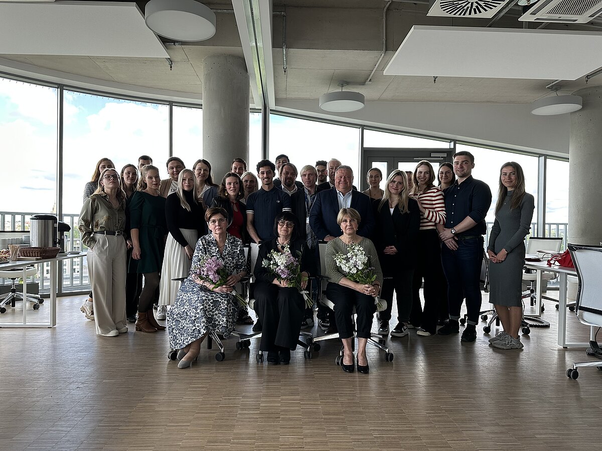 Pasākumā "Sveika, klīnika" sumināti ārstniecības studenti ar augstākajām sekmēm cilvēka anatomijā.