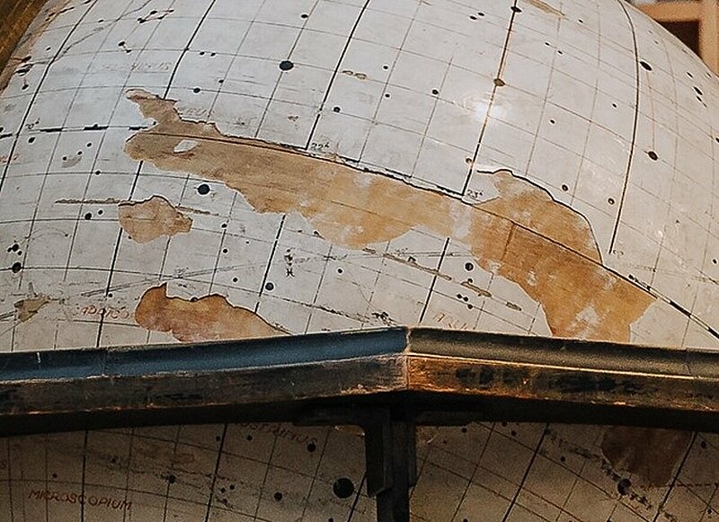 Star Globe Restoration: Process and Challenges
