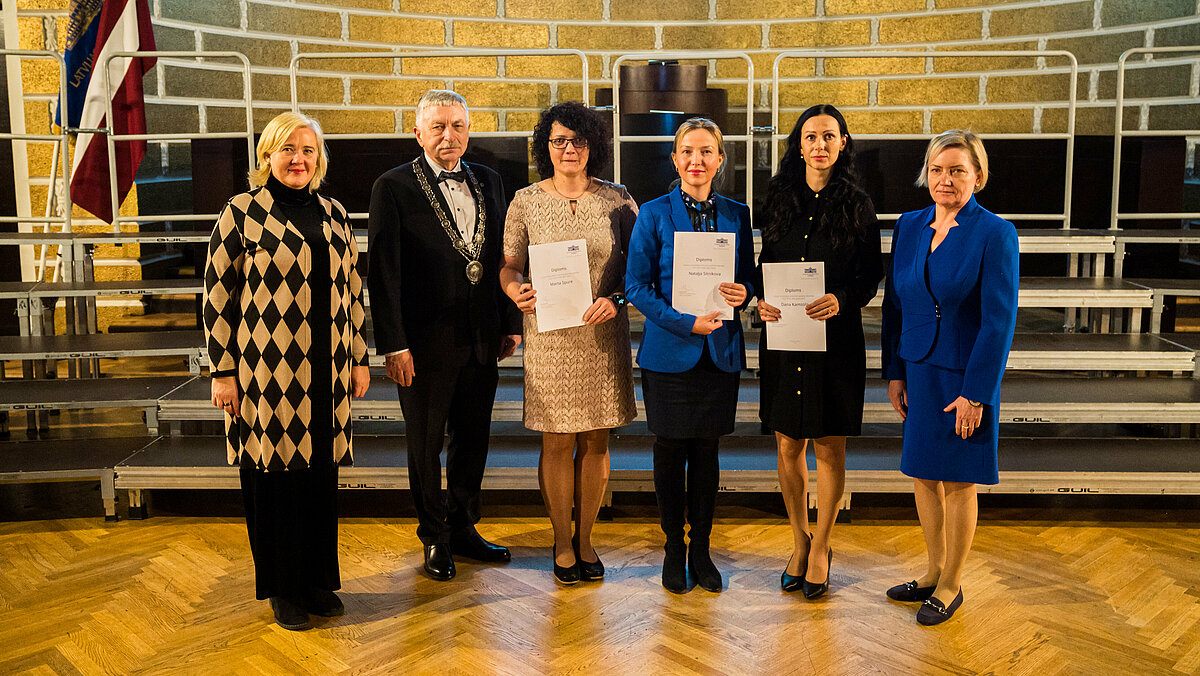 Rūšu ģimenes stipendija piešķirta trīs māszinību maģistrantēm. Foto: Ritvars Stankevičs.